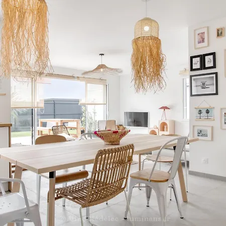 Hébergement de vacances à 200m De La -